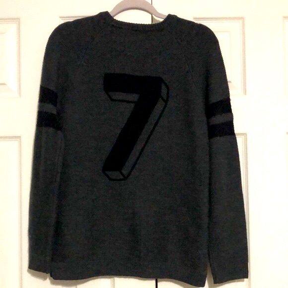 Zara Knit Boys Sweater Number 7 On Back. Fits Boys Age 13-14 Yes Old. Winter
